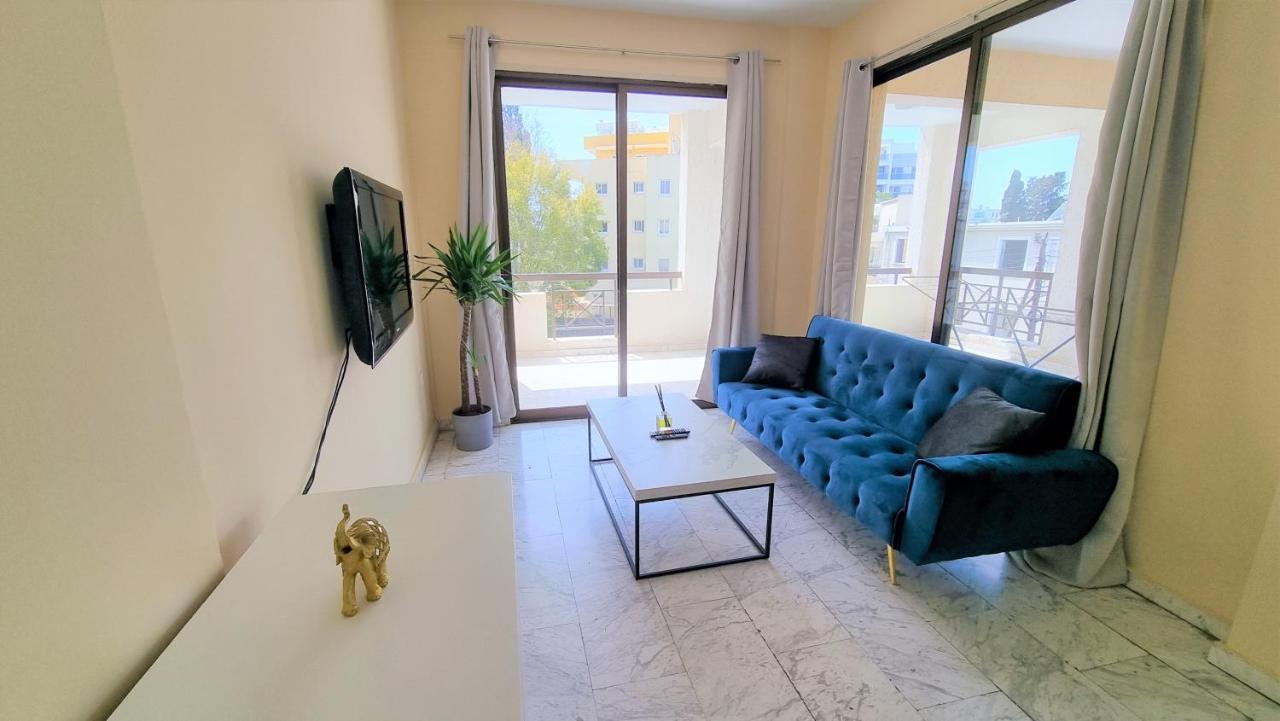 Comfy Rooms In A Shared Apartment Near Salt Lake With Internet And Netflix لارنكا المظهر الخارجي الصورة