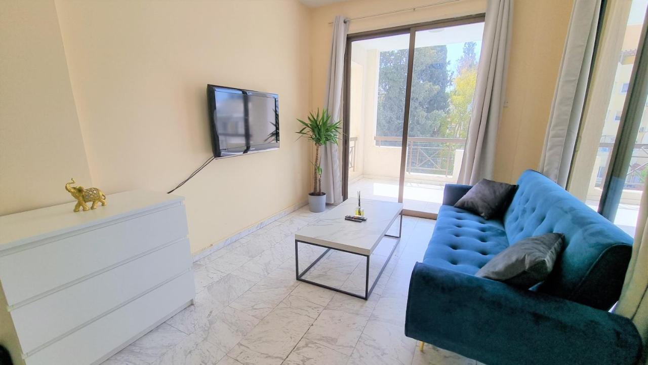 Comfy Rooms In A Shared Apartment Near Salt Lake With Internet And Netflix لارنكا المظهر الخارجي الصورة